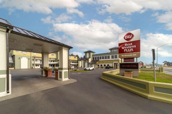 Best Western Plus Northwoods Inn image 12