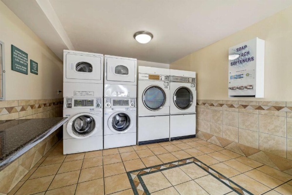 Best Western Plus Northwoods Inn image 15